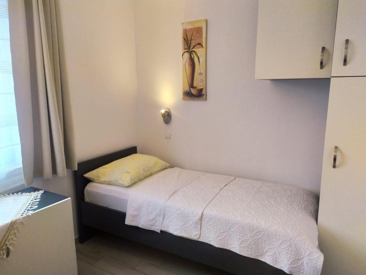 Rimbaldo Apartments Krk Town Exterior foto